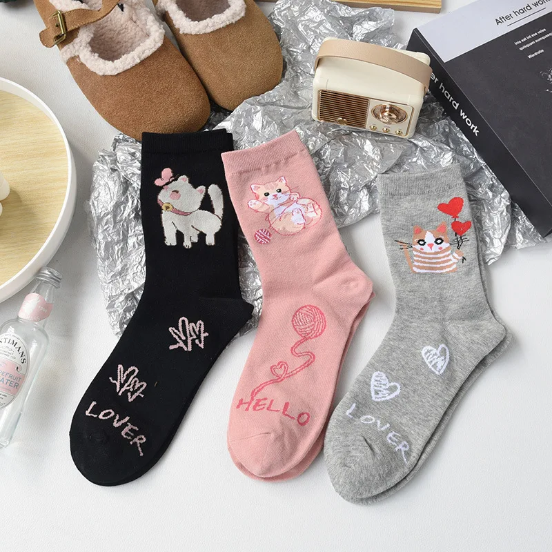 Lustige süße Katzensocken Damen mittellange Baumwollsocken Cartoon kreative Graffiti Herbst Winter Persönlichkeit Damen Mid-Tube Love – Detail 4