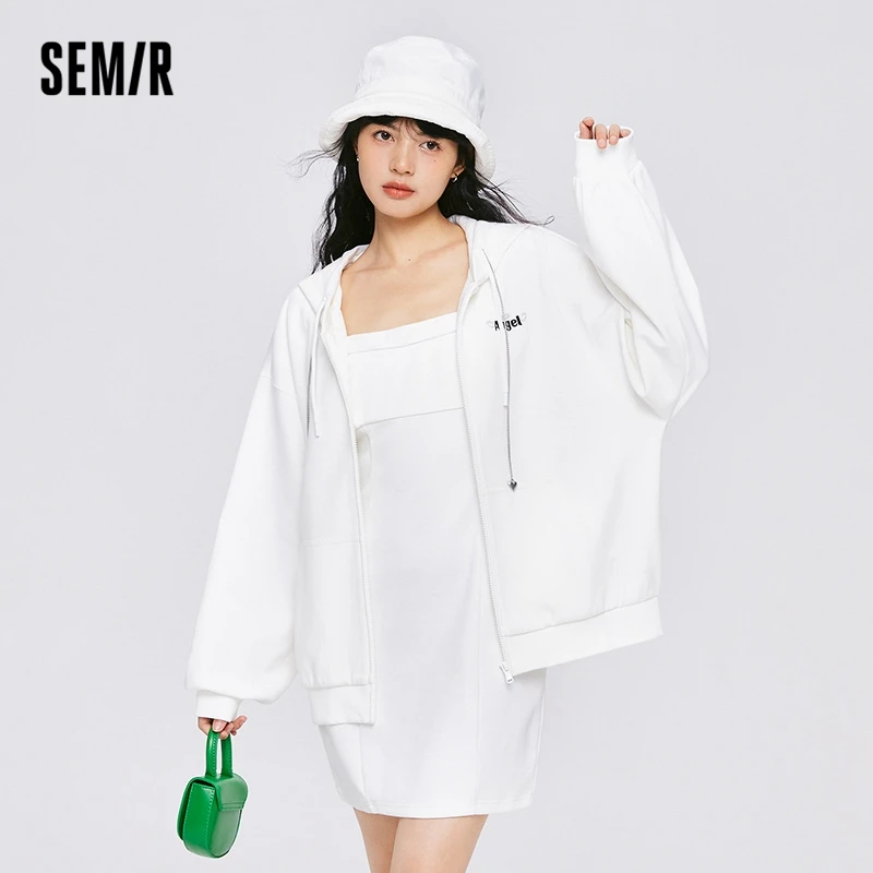 Semir 2023 Women Suit Sweet Two-piece Suit Solid Color Suspender Skirt Simple Hooded Jacket Suit for Women semir jeans women topstitch pants simple style 2023 winter new slim tapered trousers