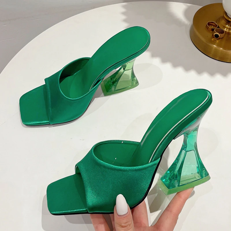 Catástrofe Adolescencia Desfavorable Zara Versiona Los Zapatos De Tacón Transparente (y Carísimos) De La Marca  Favorita De Las VIP De España | sptc.edu.bd