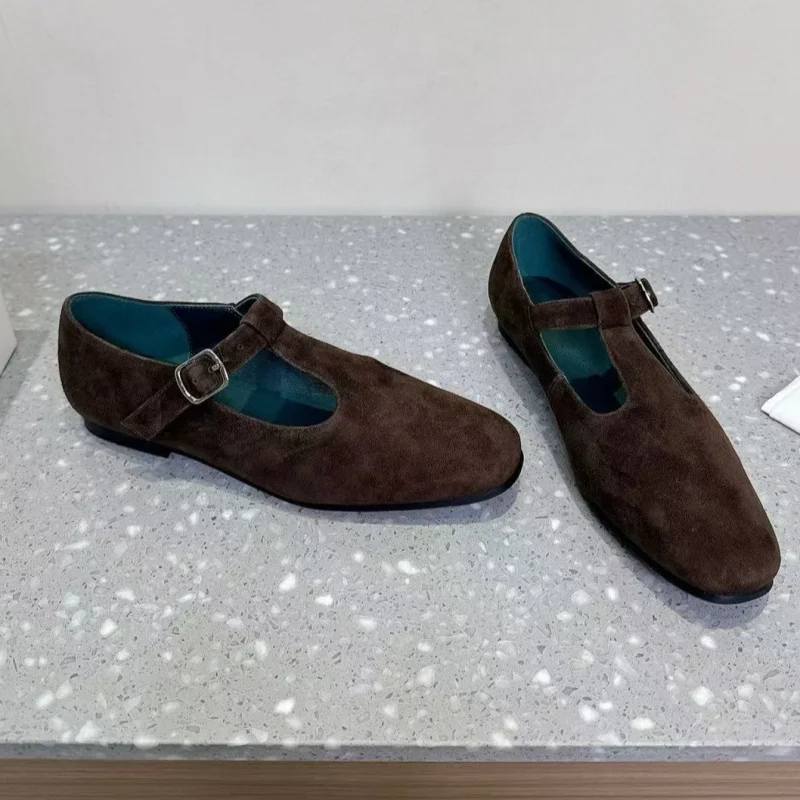 2025 luxury designer women's shoes, professional elegance, shallow flat leather, casual Mary simple shoes, matched dress 5