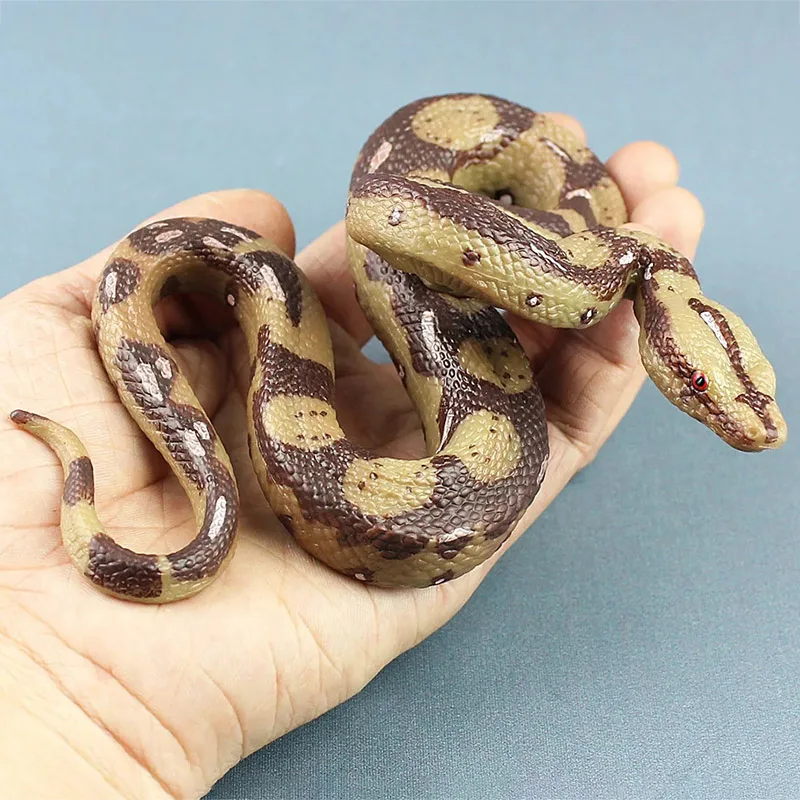 

1Pcs Prank High Simulation Snake Model Funny Large Realistic Rubber Snake Adult Kids Toy Halloween Tricky Toys Crawling Animal