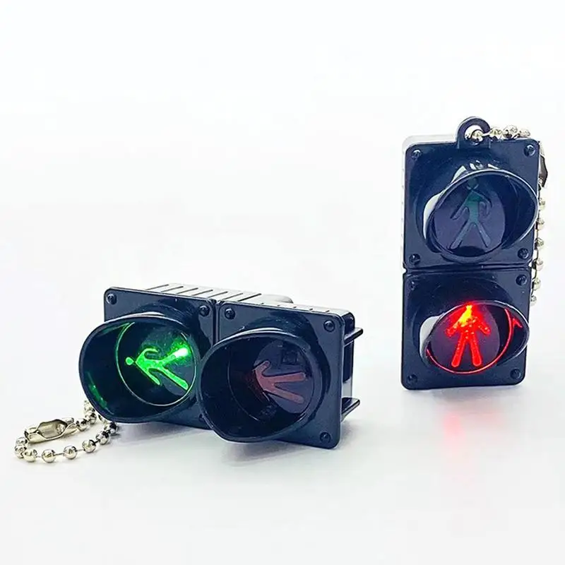 3d traffic signal keychain creative LED luminous keychain mini traffic signal light car keychain backpack ornament 3