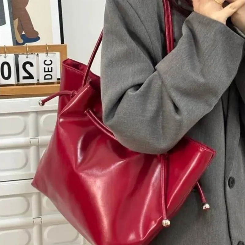 JIAERDI Retro Drawstring Wrinkled Tote Bag Women Leather Large Capacity Handbag Ladies Fashion Premium Red Shoulder Bag 2025 New