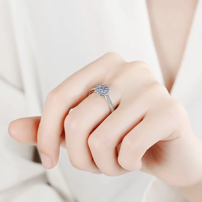 18k White Gold Women's Diamond 1ct D Color Moissanite Wedding Ring Four Claw Round Bag Luxury Platinum Pt950 Group Jewelry 4