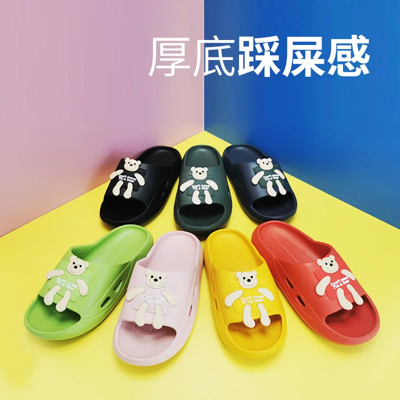 Women wearing slippers outside the bathroom  new summer indoor household soft-soled cartoon couple sandals and slippers men EVA