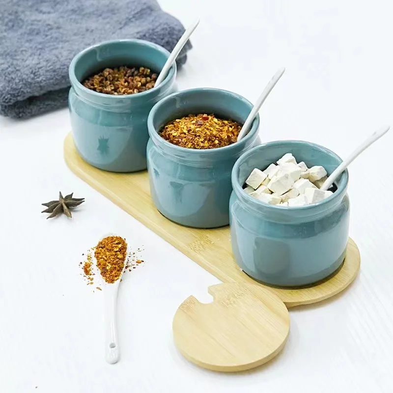 

300/500ml Ceramic Seasoning Box Salt Shaker Pepper Vinegar Oil Bottle Sugar Condiment Box Spices Jar With Lid Kitchen Storage