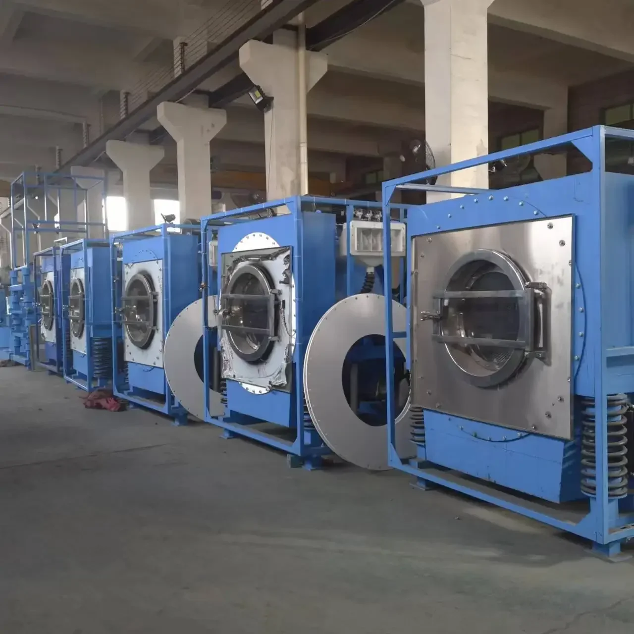 100kg High-Capacity Commercial Hospital Industrial Washing Machine Laundry Commercial Washing Machine Prices 2200*1780*1800mm 2
