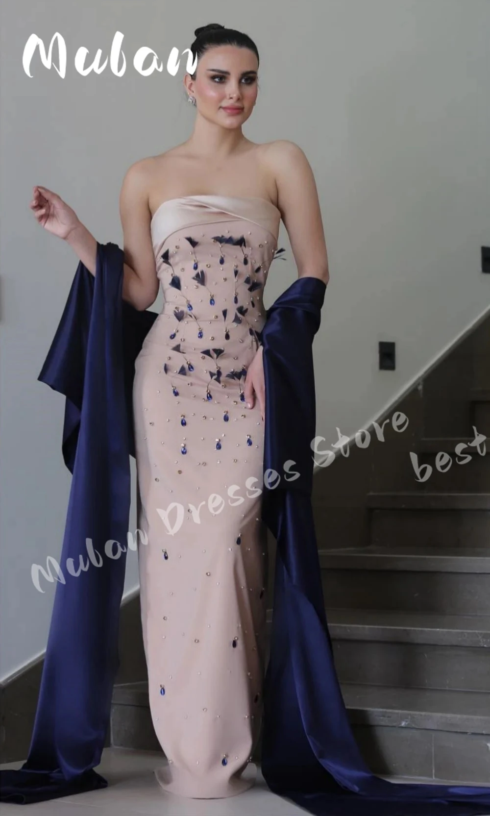 Strapless Rhinestone Feathers Luxury Evening Dresses 2024 Saudi Arabia Shawl Formal Occasion Prom Dress Party Gown