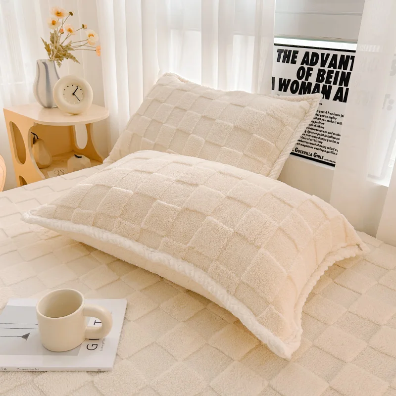 Bonenjoy 2pcs Pillowcases Winter Pillow Cover funda almohada Velvet Pillows Cases 48x74cm Cushion Cover for Home Warm Pillowslip