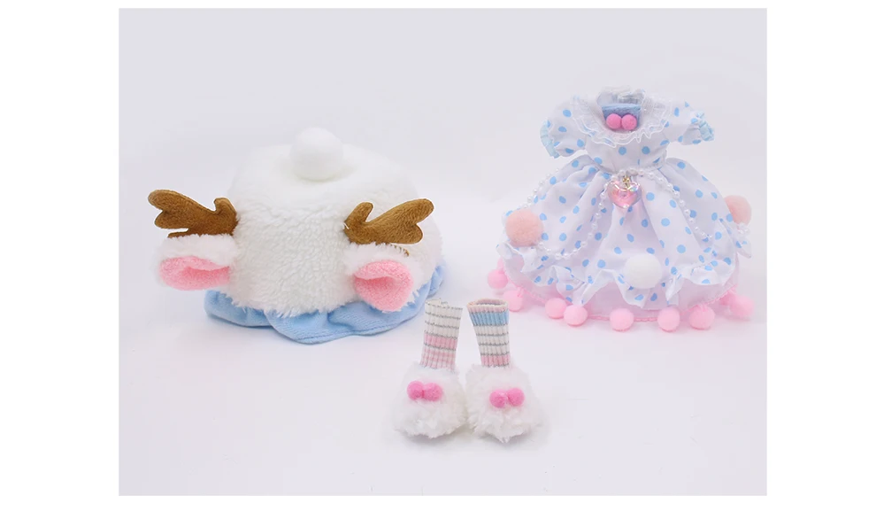 Neo Blythe Doll Pearl Dress with Deer Hat & Fur Stockings 4