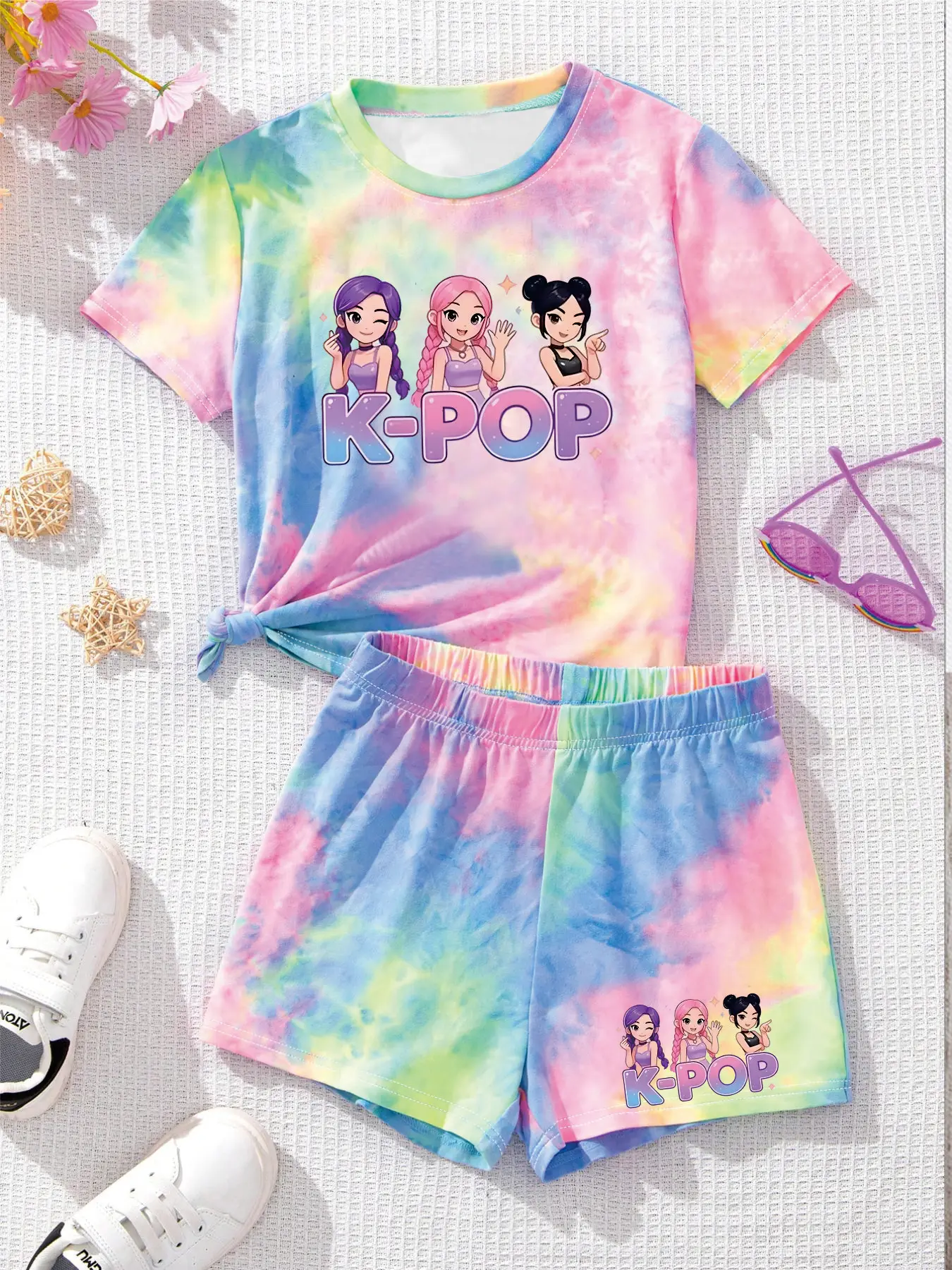 Bequemes 2-teiliges Set für Kinder und Mädchen mit Batik-K-POP-Print, kurzärmeligem Oberteil und Shorts mit elastischem Bund, Sommer-Set, weich, atmungsaktiv, für den Alltag, für die Schule