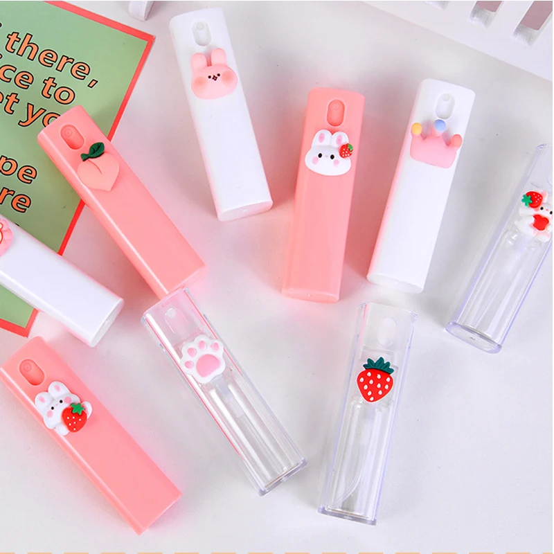 Spray Bottle 10ml Cute Cartoon Mini Portable Cosmetic Refillable Hydration Bottling Alcohol Disinfection Watering Can Travel