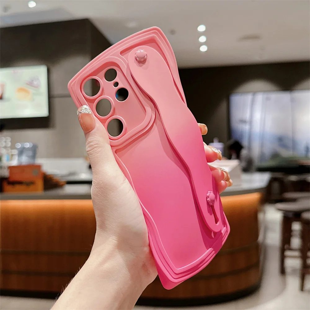 Custodia per cinturino da polso onda riccia per Samsung S24 S23 Ultra S22 S21 Plus FE A05 A24 A34 A54 A13 A23 A53 A73 morbida_voghion.com