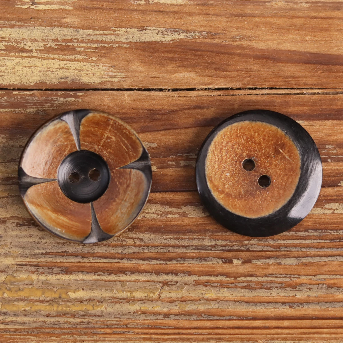1cm Hand Carved Horn Clothing Button (Set of 10) 21