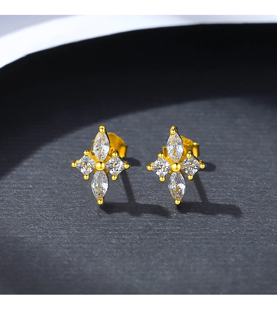 Orecchini a bottone in argento con zirconi cubici con stelle scintillanti per le donne Piccoli piccoli accessori di moda coreani color oro CZ_voghion.com