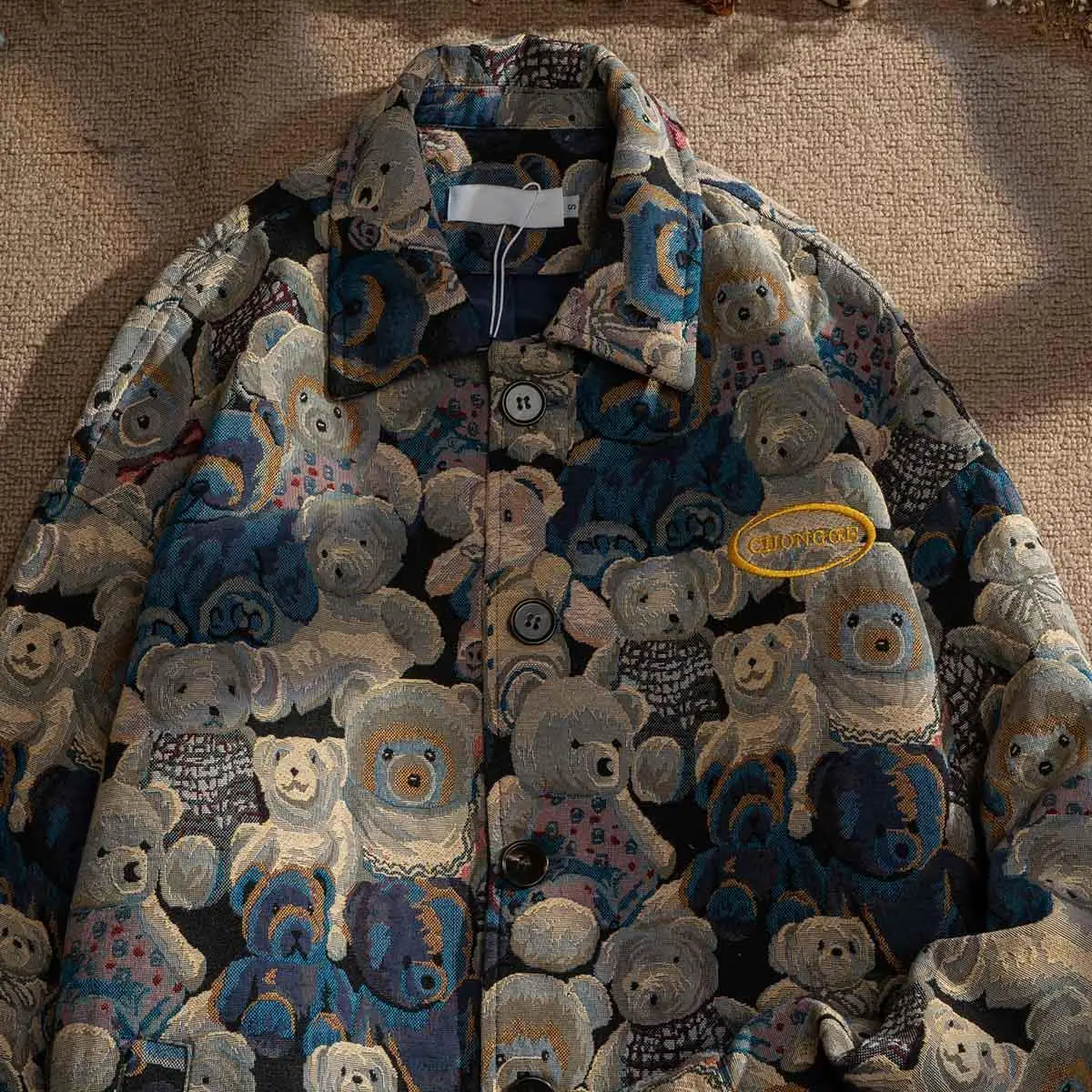 Рисунок 3 - Куртка мужская с принтом в стиле ретро