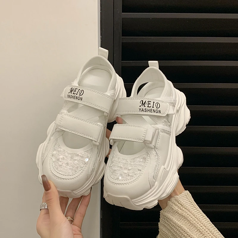 

Новинка 2024, удобные и дышащие сетчатые сандалии на толстой подошве, сетчатые сандалии для женщин, Спортивная трендовая маленькая белая обувь для отдыха