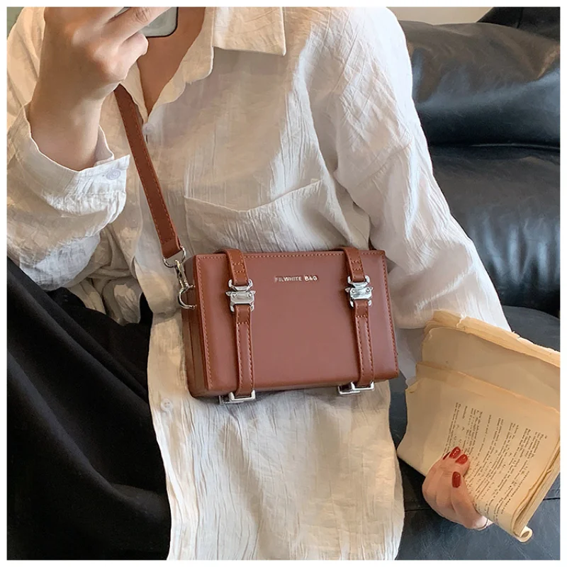 Vintage Shoulder Bag French Style Mini Square Street Fashion Box Bag for Women Trendy Design PU Leather Texture Crossbody Bag