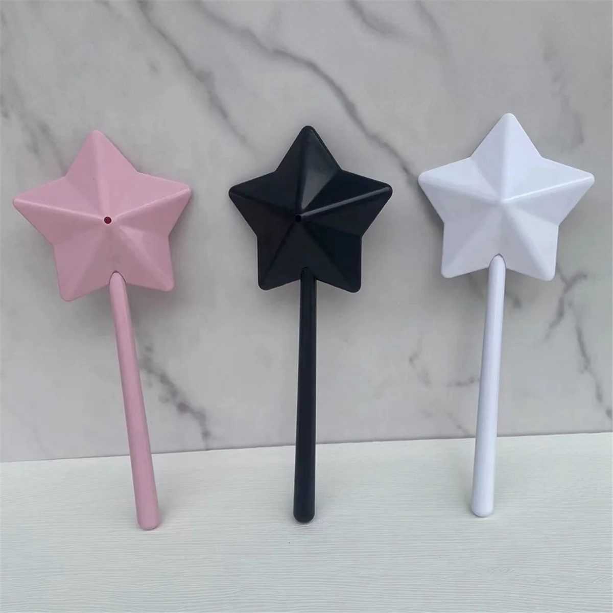 Salt and Pepper Shaker Magical Wands Shape Plastic Pepper Spices Dispenser Salt Control Bottle