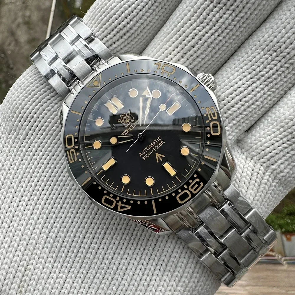 

STEELDIVE SD1957 Steel Bracelet 42MM Vintage Ceramic Bezel 200M NH35 Luminous Automatic Movement Calendar Men Dive Watch Reloj