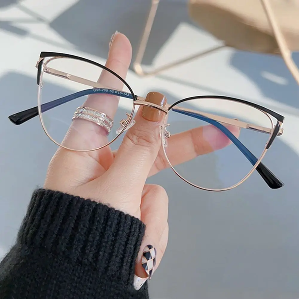Women's Fashion Blue Light Blocking Eyewear – Stylish Optical Eye Protection Glasses