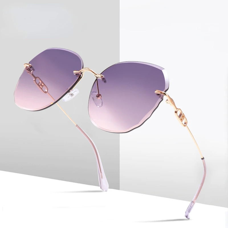 

2023 New Metal HD Sunglasses Fashion Women's UV Protection Rimless Sunglasses Trendy