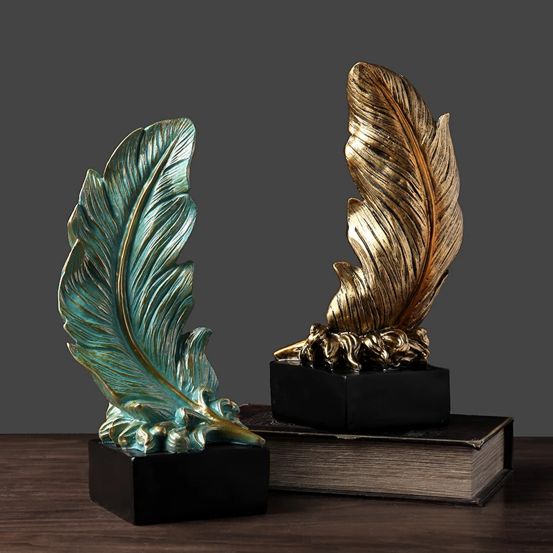 

American Creative Retro Resin Feather Ornaments Art Home Livingroom Furnishing Decoration Office Bookcase Desk Figurines Crafts