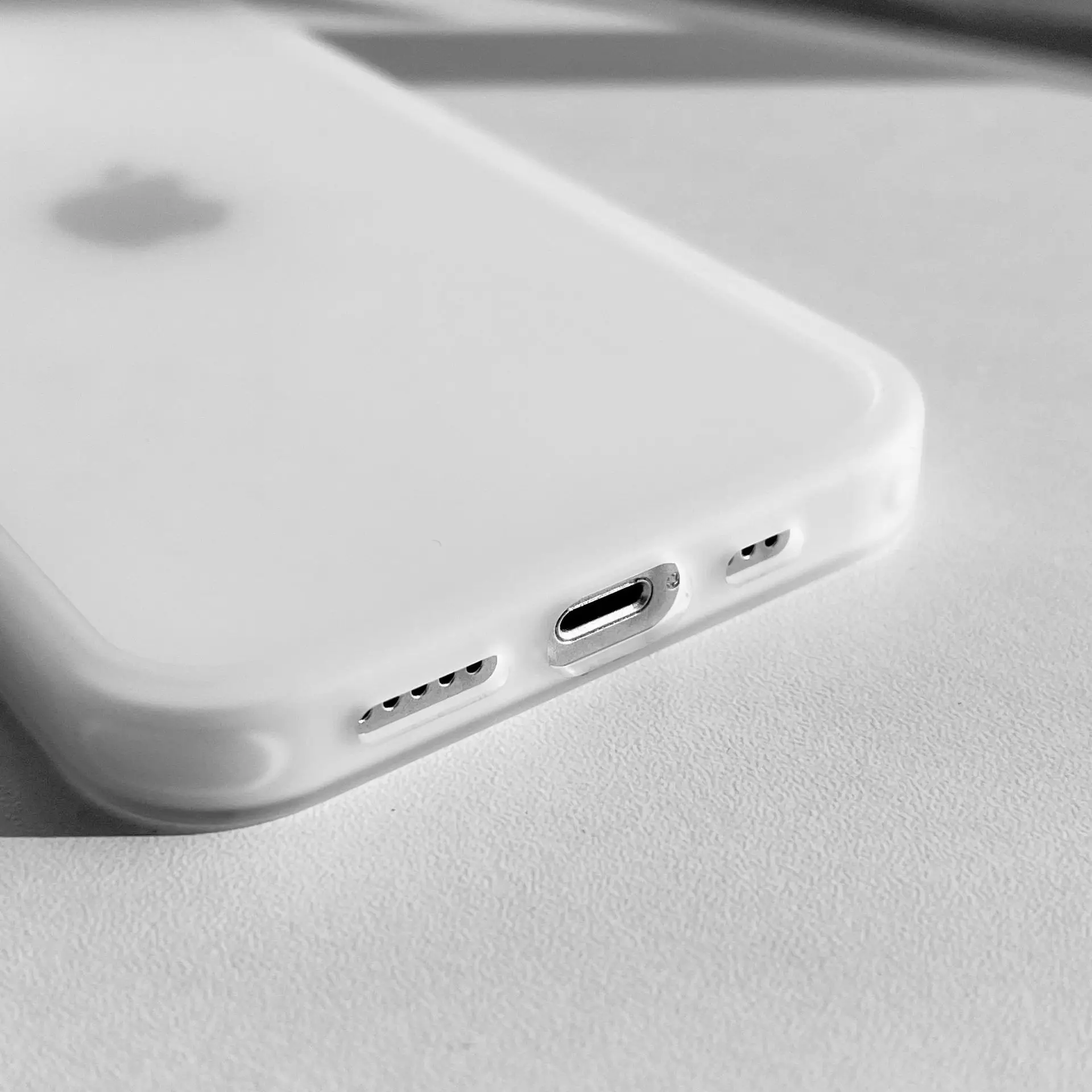指紋防止ソフトシリコンケース,耐衝撃性,薄い,白,iPhone 15, 14