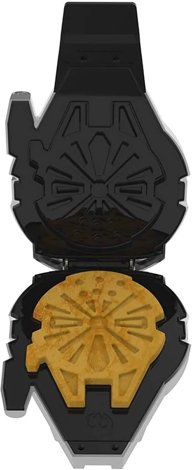 Wars Deluxe Millennium Falcon Waffle Maker 2