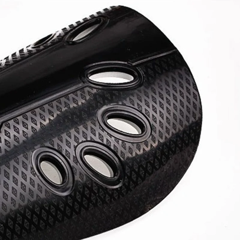1 Pair Football shin pads Plastic football shin guards Children protective equipment Breathable guards soccer shin guards shin guard pads
