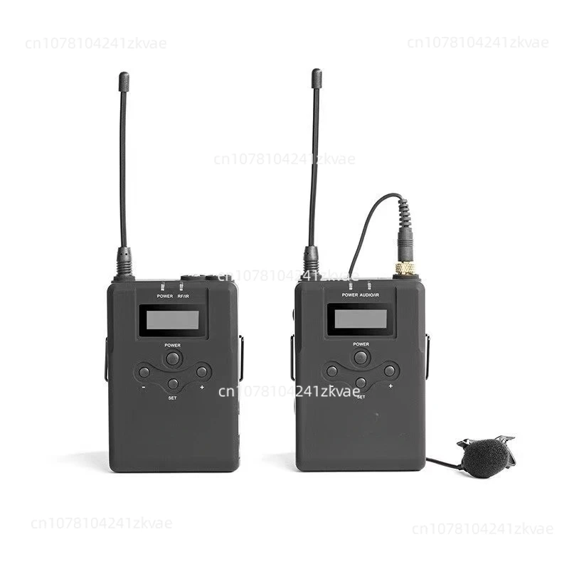

Saramonic UwMic15 16-Channel UHF Wireless Handheld Microphone System with Portable Camera-Mountable Wireless Receiver
