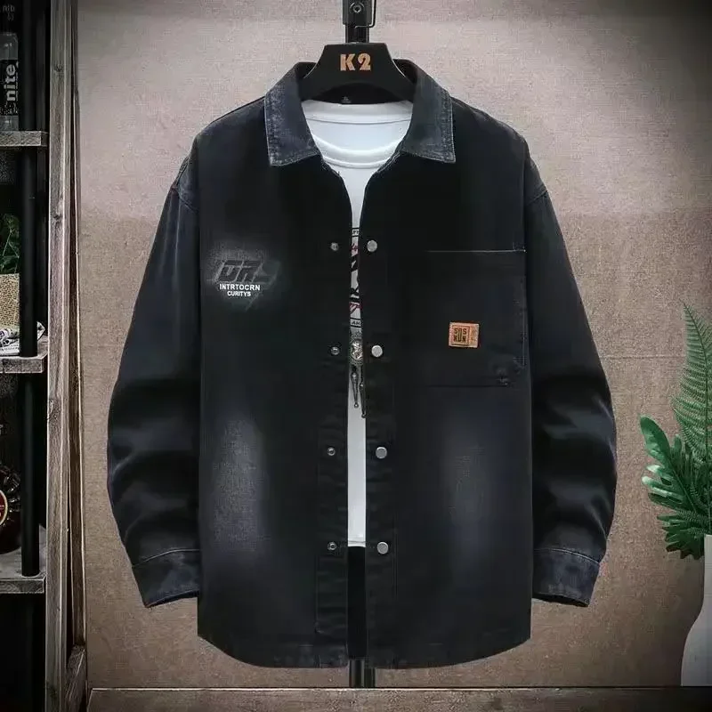 thumbnail image 1 of Chaqueta vaquera de otoño con letras para hombre, abrigo vaquero para hombre con botón estampado, azul G, precio económico, estilo a bordo, invierno 2024, vaquero desgastado, 1 of 5