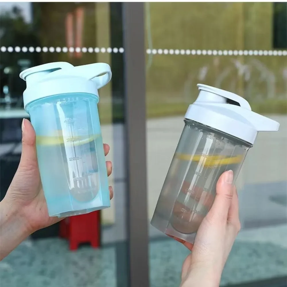 500ml Protein Powder Shaker Bottle Leak Proof Water Bottle for Gym Fitness Training Sport Shaker Mixing Cup with Scale Portable