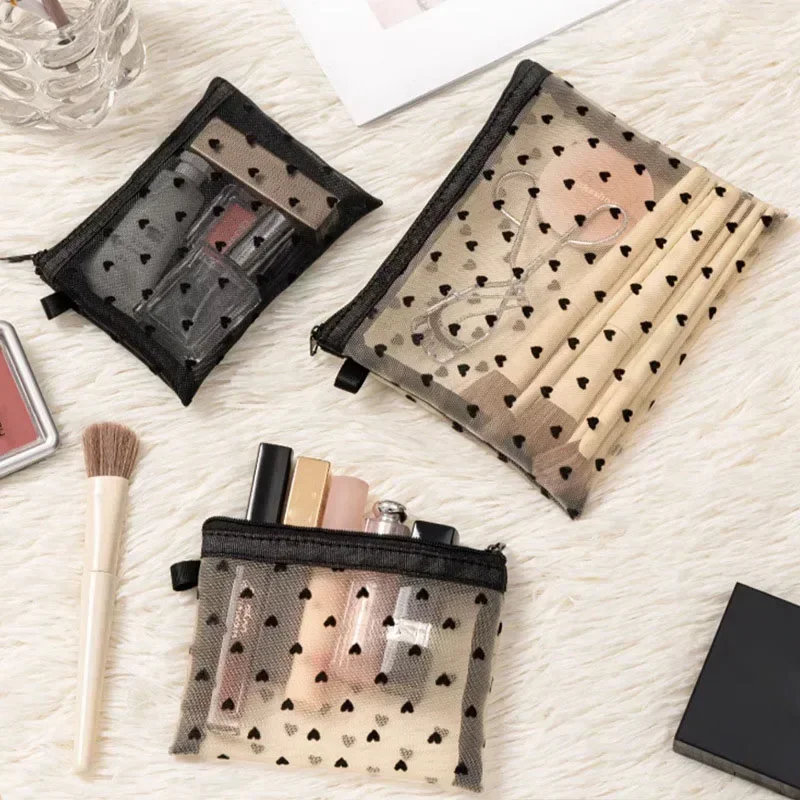 1PCS Mini Transparent Heart Makeup Bag Women Portable Lipsticks Cosmetic Storage Pouch Ins Clear Ctue Small Make Up BagS 3