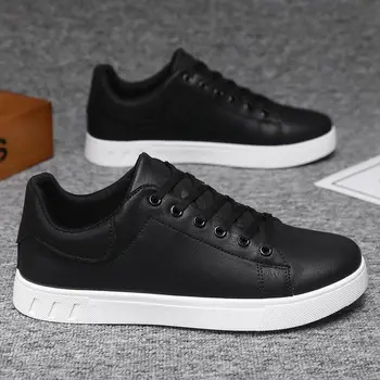 2026 Men's Shoes New Style Four Seasons Fashionable Versatile Soft Bottom White Casual Shoes Breathable Summer Zapatillas Hombre 1