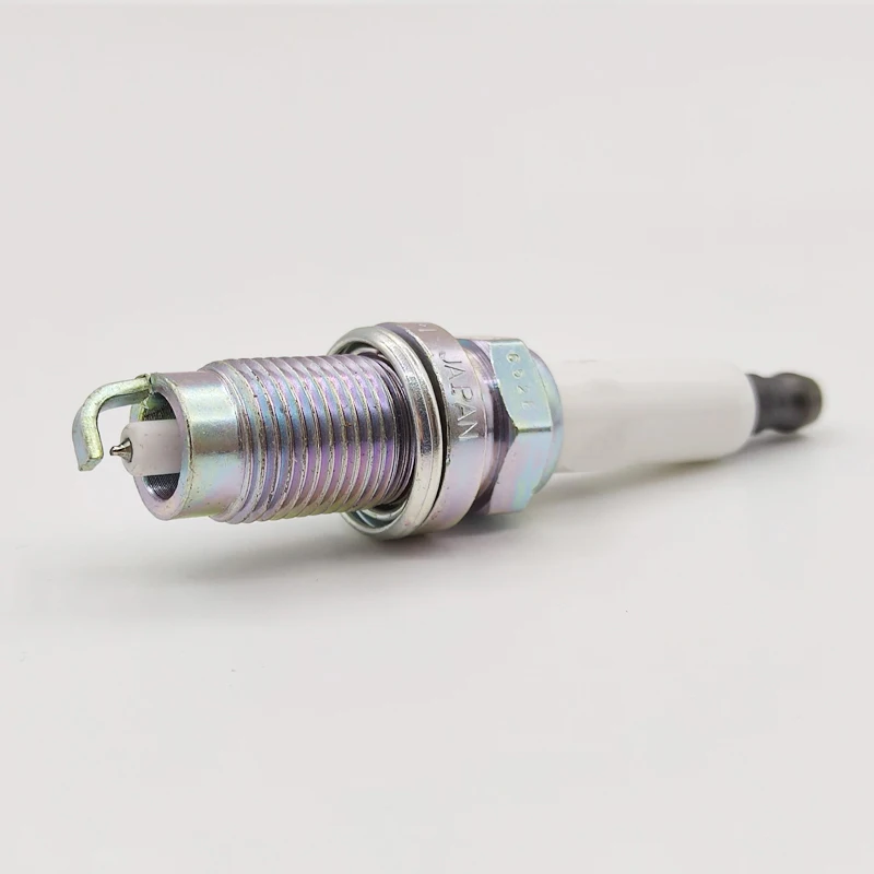 4/20pcs 03F905600A IZFR6P7 Iridium Spark Plug Candles For Audi A1 A3 Beetle1.2L TFSI VW Golf 1.2 L Seat Polo Skoda 03F 905 600A