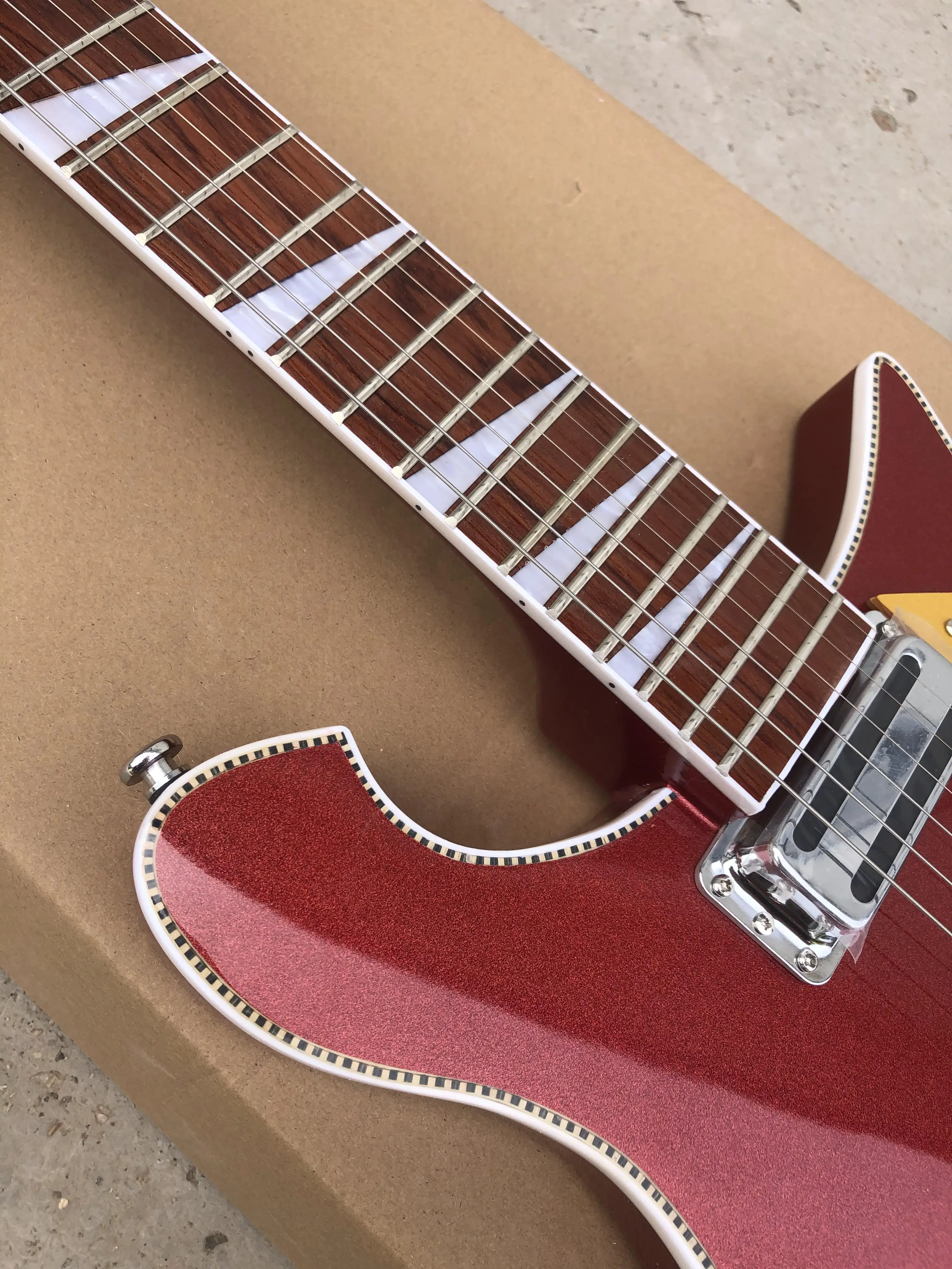 あかねRickenbacker 660 Ruby Red あかねRickenbacker 660 Ruby Red Rickenbacker 660/12 12-String Ruby