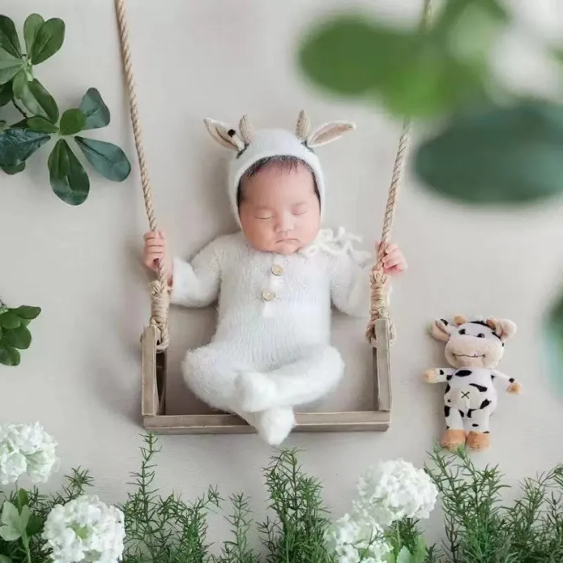 

Newborn Photography Accessories Rope Wooden Swing Mohair Baby Photo Props Outfit Clothes Boy Knitted Bodysuit Hat Cow Doll Set
