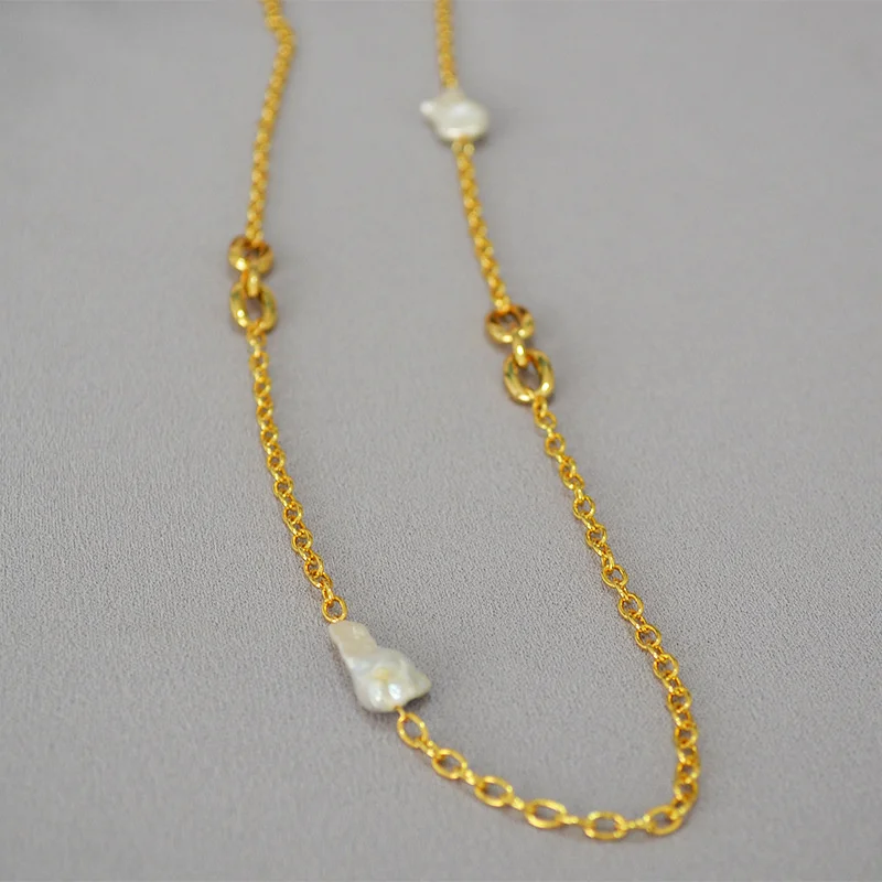 

Autumn winter new ins cool wind chain irregular Baroque freshwater pearl splicing Long Necklace sweater
