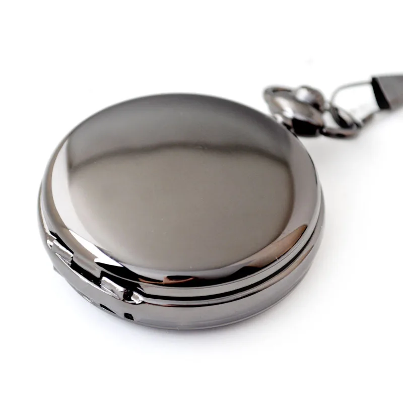 ساعة جيب ميكانيكية سوداء أنيقة للرياح