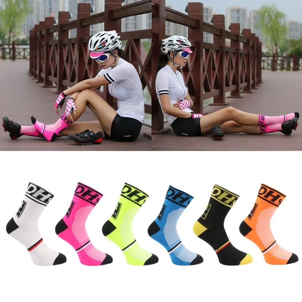 

1 Pairs Breathable Cotton Sports Socks Sweat-absorbent Climbing Socks Anti-friction Middle Tube Cycling Socks