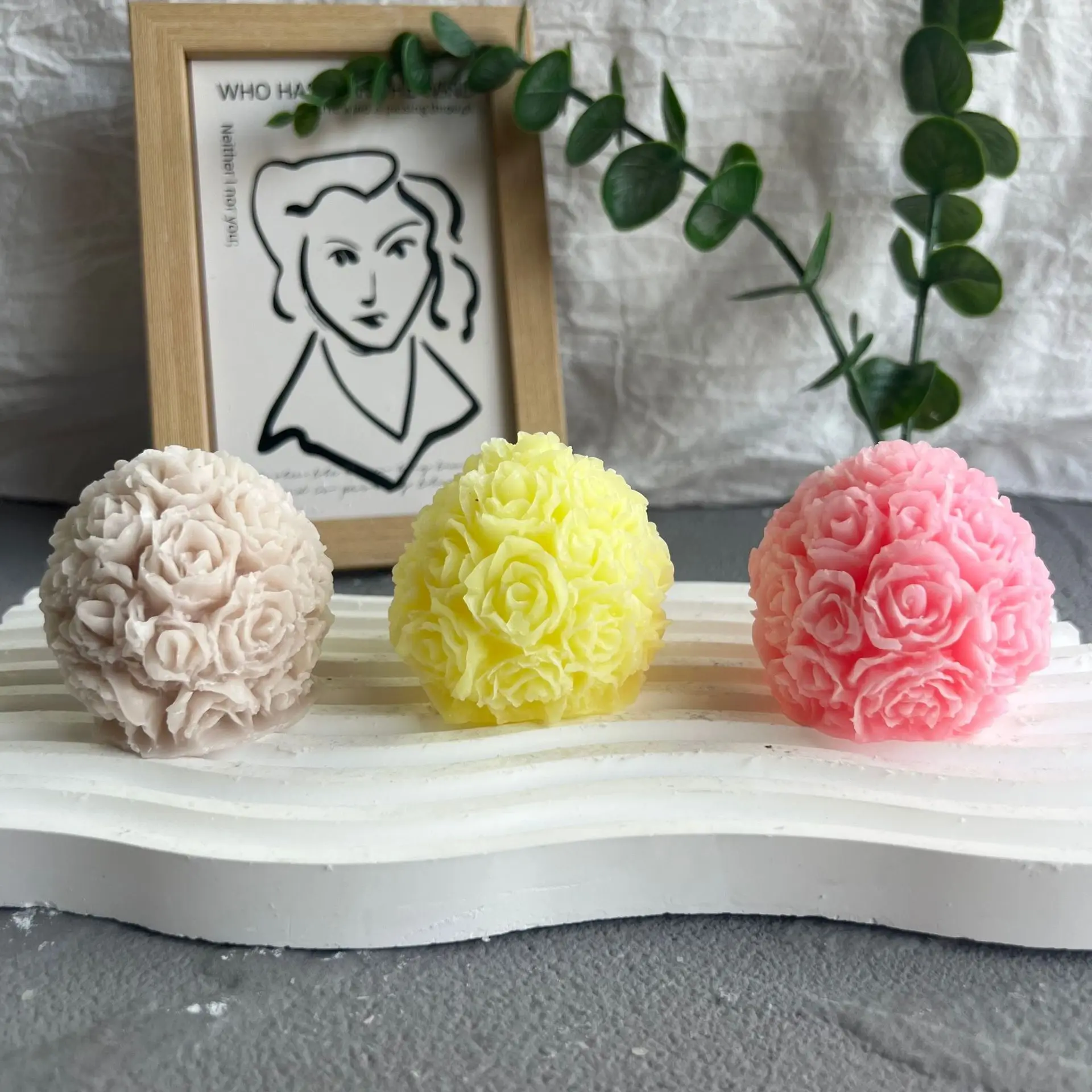 

Simulated Flowers and Fragrant Candles