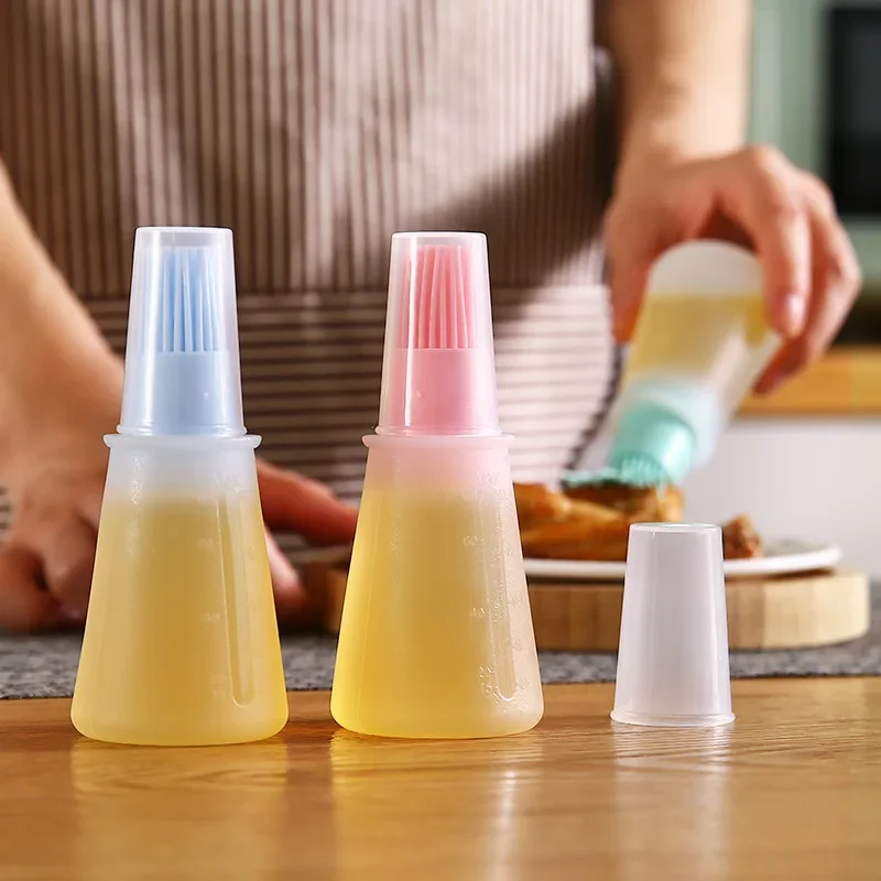 Barbecue Oil Brush Oil Dispenser with Brush High Temperature Resistant Silicone Seasoning Bottle Kitchen Baking Gadgets,oil sprayer,oil brush,silicone basting brush,oil bottle brush