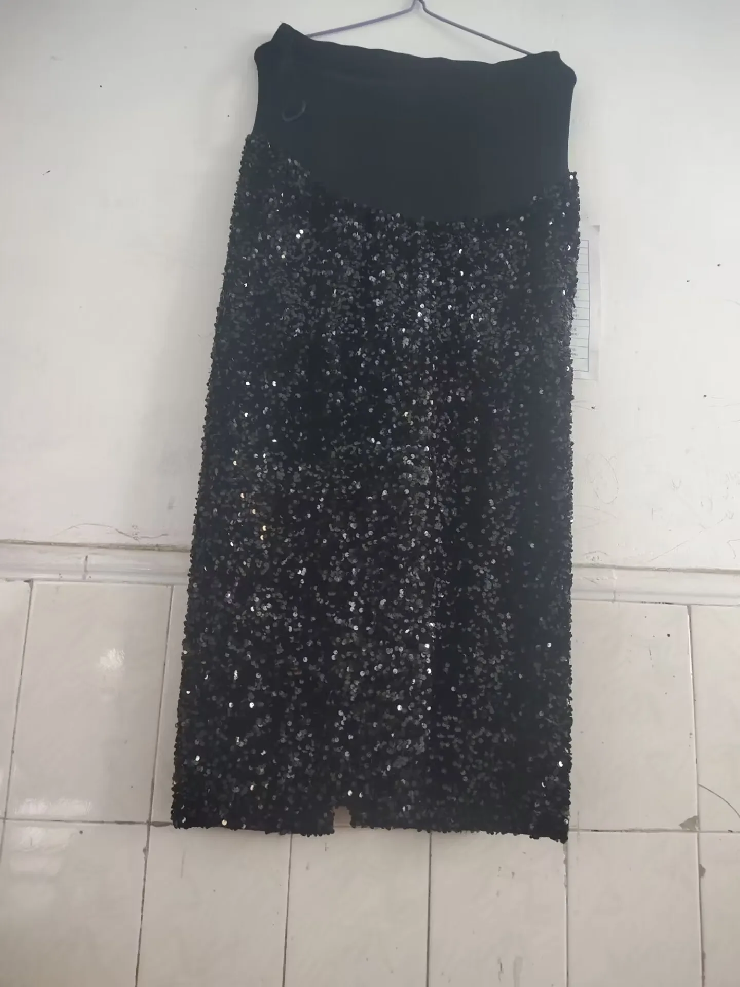 Spring Autumn Pregnant Women Pencil Skirt Black High Waist Maternity Belly Skirt Elegant Pregnancy Sequined Long Paillete
