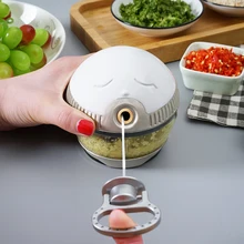 Multifunction Kitchen Vegetable Fruit Twist Shredder Manual Meat Grinder Chopper Garlic Cutter Ginger Pepper Shredder Tool