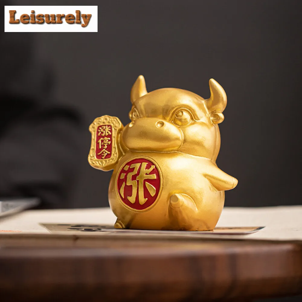 Creative Zodiac Fun Beast Ceramic Teapet Stock Market Golden Rising Limit Bull Tea Play Figurine Crafts Office Table Lucky Model