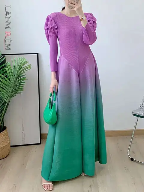 LANMREM Maxi Gradient Pleated Dress For Women Round Neck Long Ruffles Sleeves High Waist A-line Dresses Elegant 2023 New 2AA1157