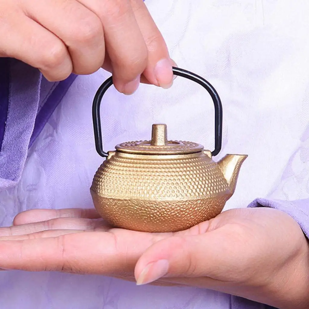 Small metal kettle deals