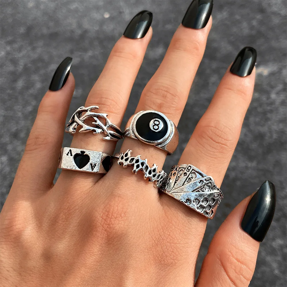 Punk Gothic Heart Ring Set for Women Black Dice Vintage Spades Ace Silver Plated Retro Rhinestone Charm Billiards Finger Jewelry 