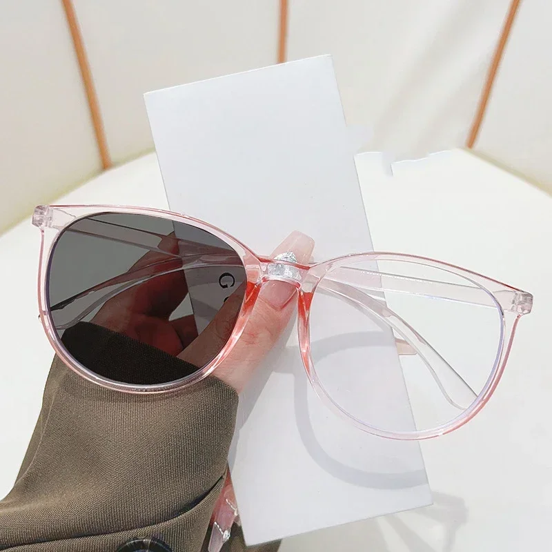 Large Photochromic Reading Glasses for Women Trendy Retro Color Changing Sunglasses Men Classic HD Far Sight Presbyopia0+1.0+4.0 3